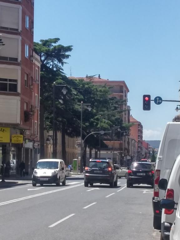Pension Saint Mateo لوغرونيو المظهر الخارجي الصورة